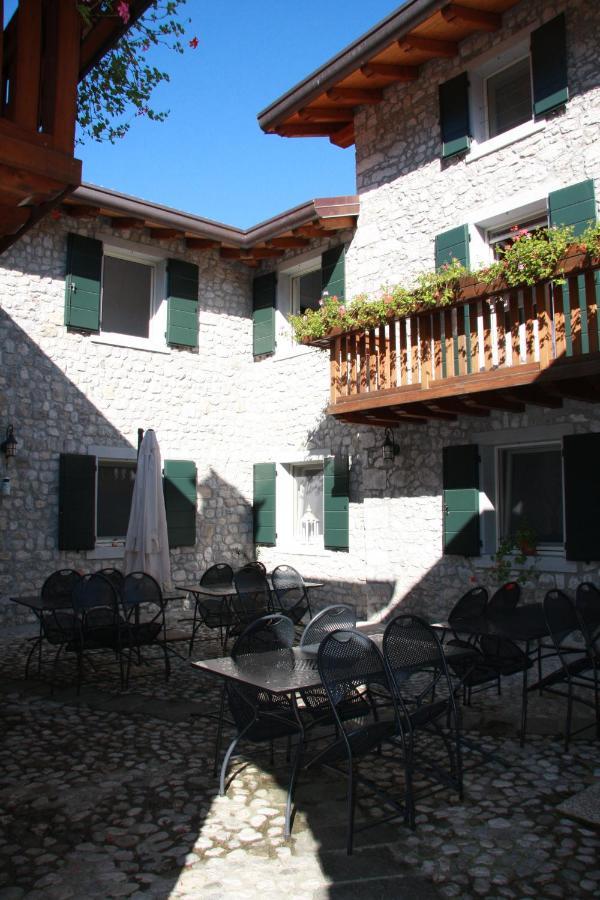 Agriturismo Borgo Titol Tramonti di Sopra Ngoại thất bức ảnh